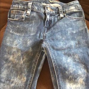 Acid washed jeans